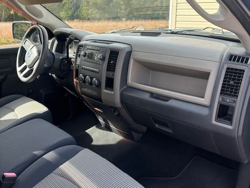 Used 2009 Dodge Ram 1500 Truck ST w/ ST Popular Equipment Group image 8