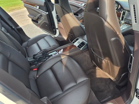 Used 2010 Porsche Panamera 4S AWD/4WD image 15