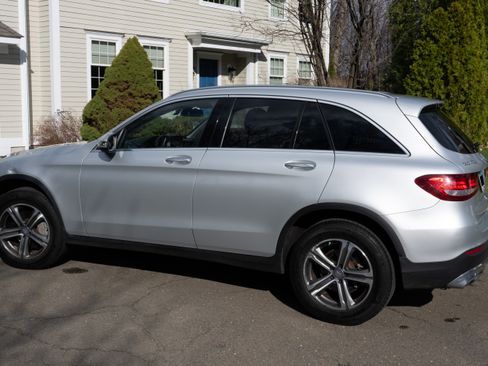 Used 2016 Mercedes-Benz GLC 300 4MATIC image 5