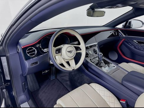 Used 2021 Bentley Continental GT V8 image 13