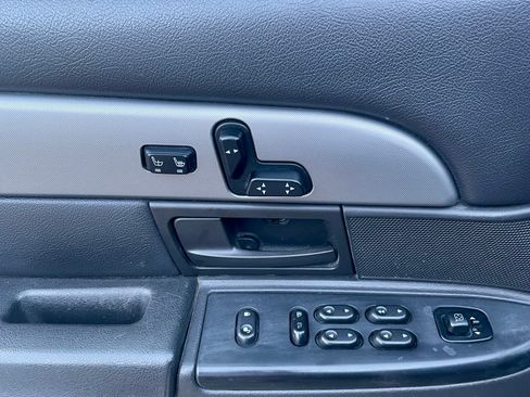Used 2004 Mercury Marauder RWD image 12