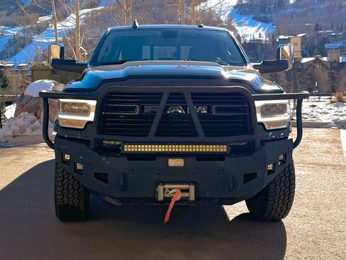 Used 2021 RAM 3500 Laramie image 9