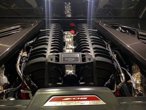 Used 2025 Chevrolet Corvette Z06 w/ Z07 Performance Package image 15