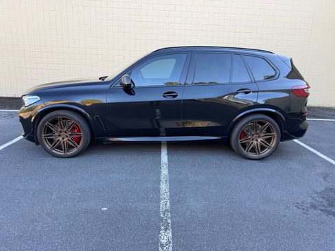 Used 2021 BMW X5 M50i w/ Executive Package image 9