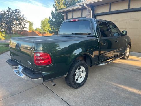Used 2002 Ford F150 2WD SuperCrew image 2