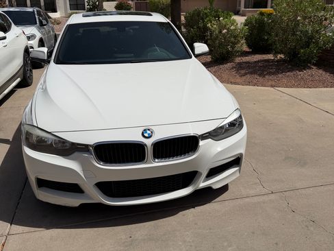 Used 2013 BMW 328i Sedan RWD image 4