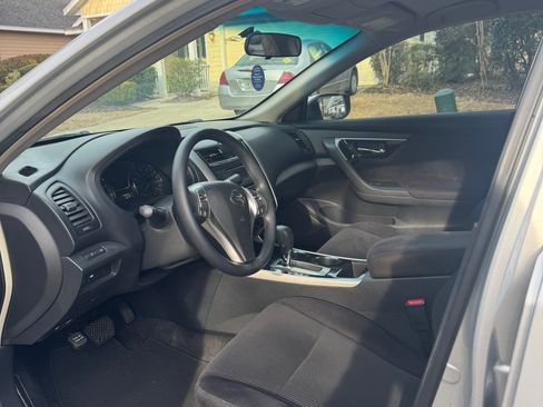 Used 2013 Nissan Altima 2.5 S image 12