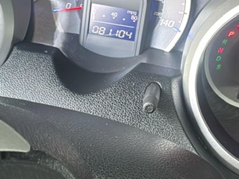 Used 2011 Honda Fit Sport image 10