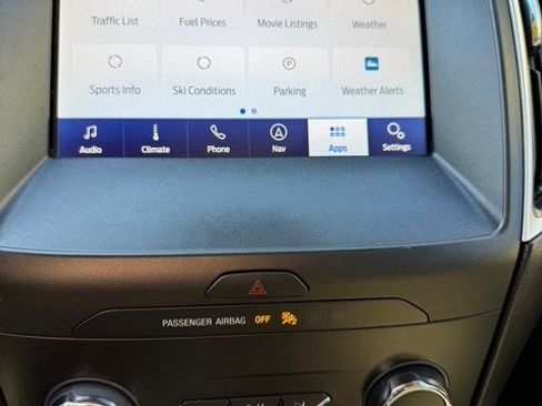 Used 2020 Ford Edge SEL w/ Convenience Package image 27