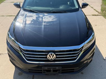 Used 2022 Volkswagen Passat 2.0T SE