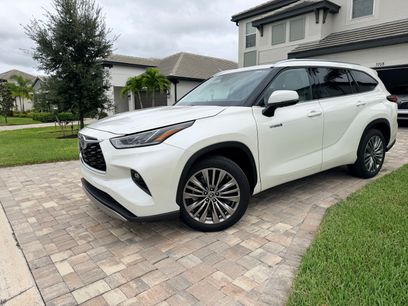 Used 2021 Toyota Highlander Platinum