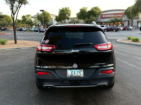 Used 2014 Jeep Cherokee Limited w/ Luxury Group FWD image 5