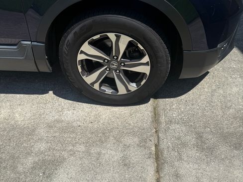 Used 2017 Honda CR-V LX image 17