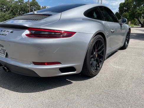Used 2019 Porsche 911 Carrera GTS image 4