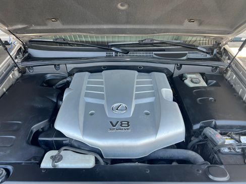 Used 2003 Lexus GX 470 image 9