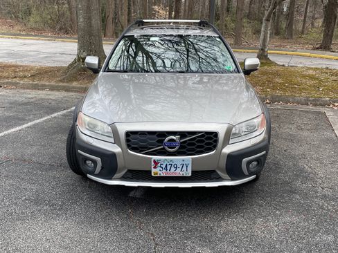 Used 2015 Volvo XC70 T6 Platinum w/ Climate Package image 4