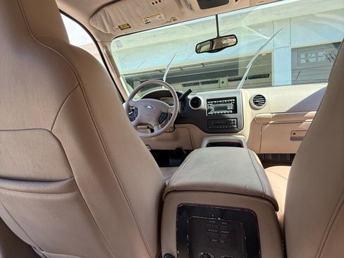 Used 2003 Ford Expedition Eddie Bauer RWD image 19