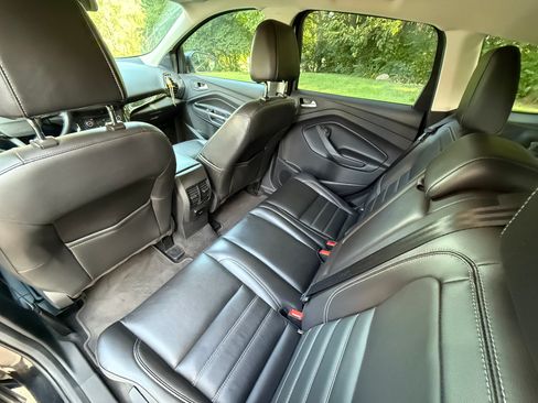 Used 2017 Ford Escape Titanium FWD image 12