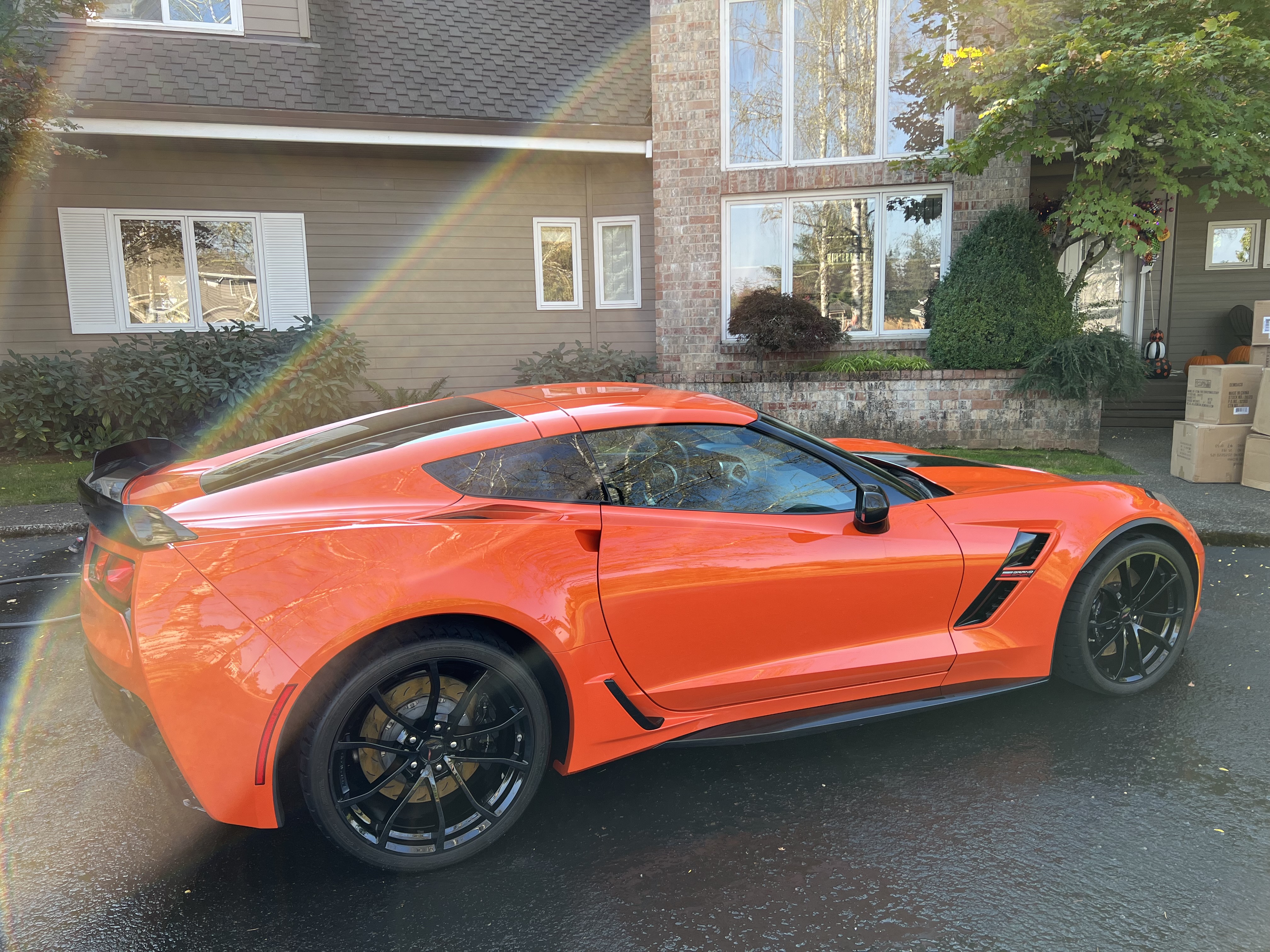 Used 2019 Chevrolet Corvette Grand Sport w/ Carbon Flash Badge Package RWD image 6