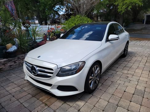 Used 2018 Mercedes-Benz C 300 Sedan image 14
