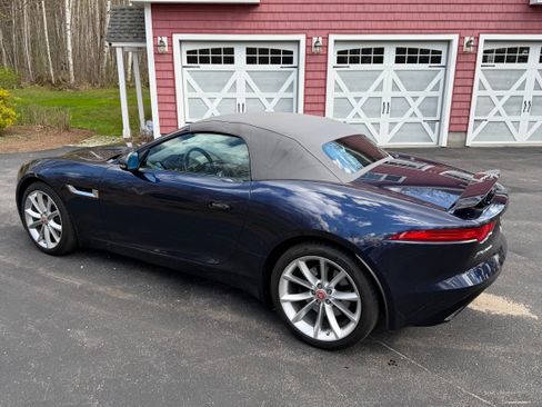 Used 2015 Jaguar F-TYPE S RWD image 9