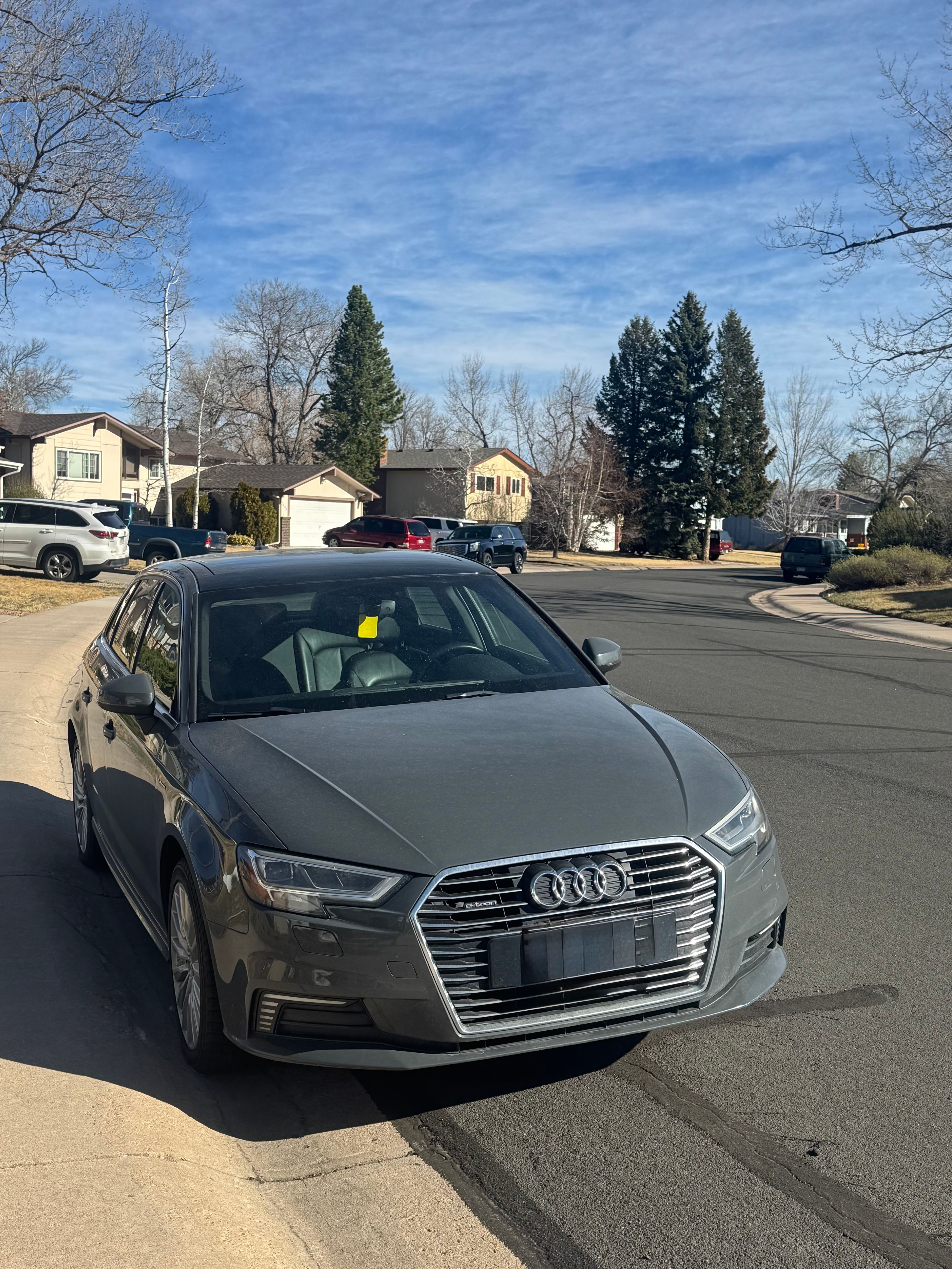 Used 2017 Audi A3 e-tron Premium Plus w/ Technology Package FWD image 11