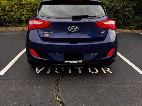 Used 2013 Hyundai Elantra GT w/ Touch & Go Pkg image 17