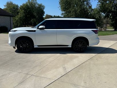Used 2025 INFINITI QX80 Sensory