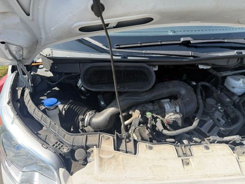 Used 2020 Ford Transit 150 XL RWD image 24
