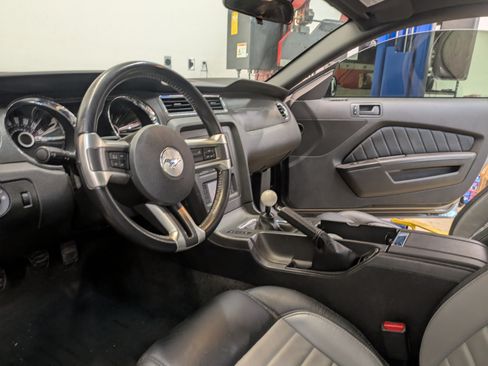 Used 2013 Ford Mustang GT w/ GT Track Pkg image 12