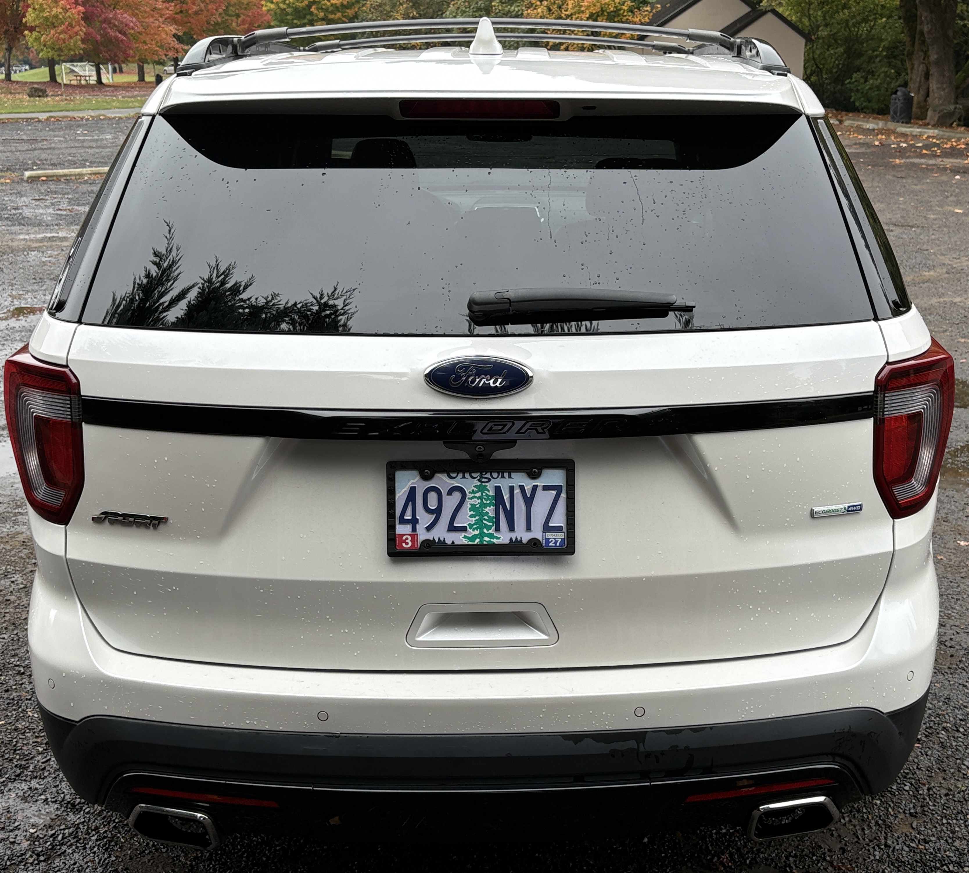 Used 2017 Ford Explorer Sport AWD/4WD image 4