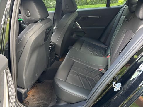Used 2025 BMW i5 xDrive40 w/ M Sport Package AWD/4WD image 17