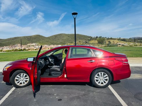 Used 2013 Nissan Altima 2.5 S image 8