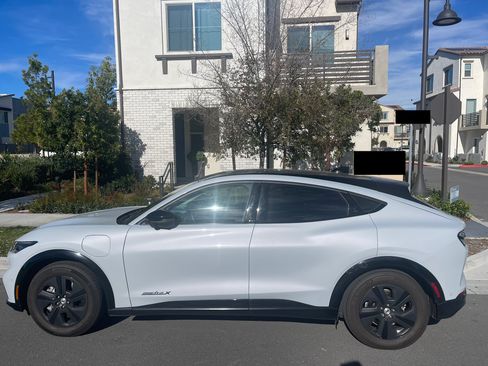 Used 2022 Ford Mustang Mach-E California Route 1 image 2