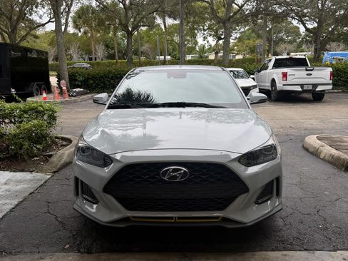 Used 2019 Hyundai Veloster Turbo R-Spec image 5