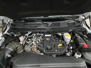 Used 2025 RAM 2500 Limited AWD/4WD image 7