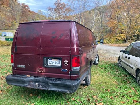 Used 2008 Ford E-350 and Econoline 350 Extended Super Duty image 4