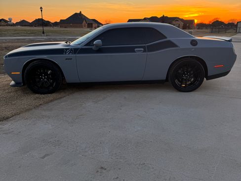 Used 2020 Dodge Challenger R/T Scat Pack w/ T/A Package image 1