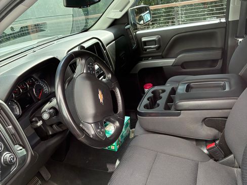 Used 2019 Chevrolet Silverado 1500 LT w/ All Star Edition AWD/4WD image 5