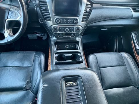 Used 2016 Chevrolet Suburban LTZ image 28