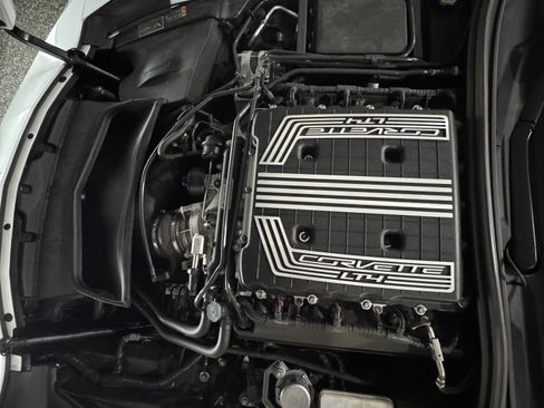 Used 2017 Chevrolet Corvette Z06 image 11