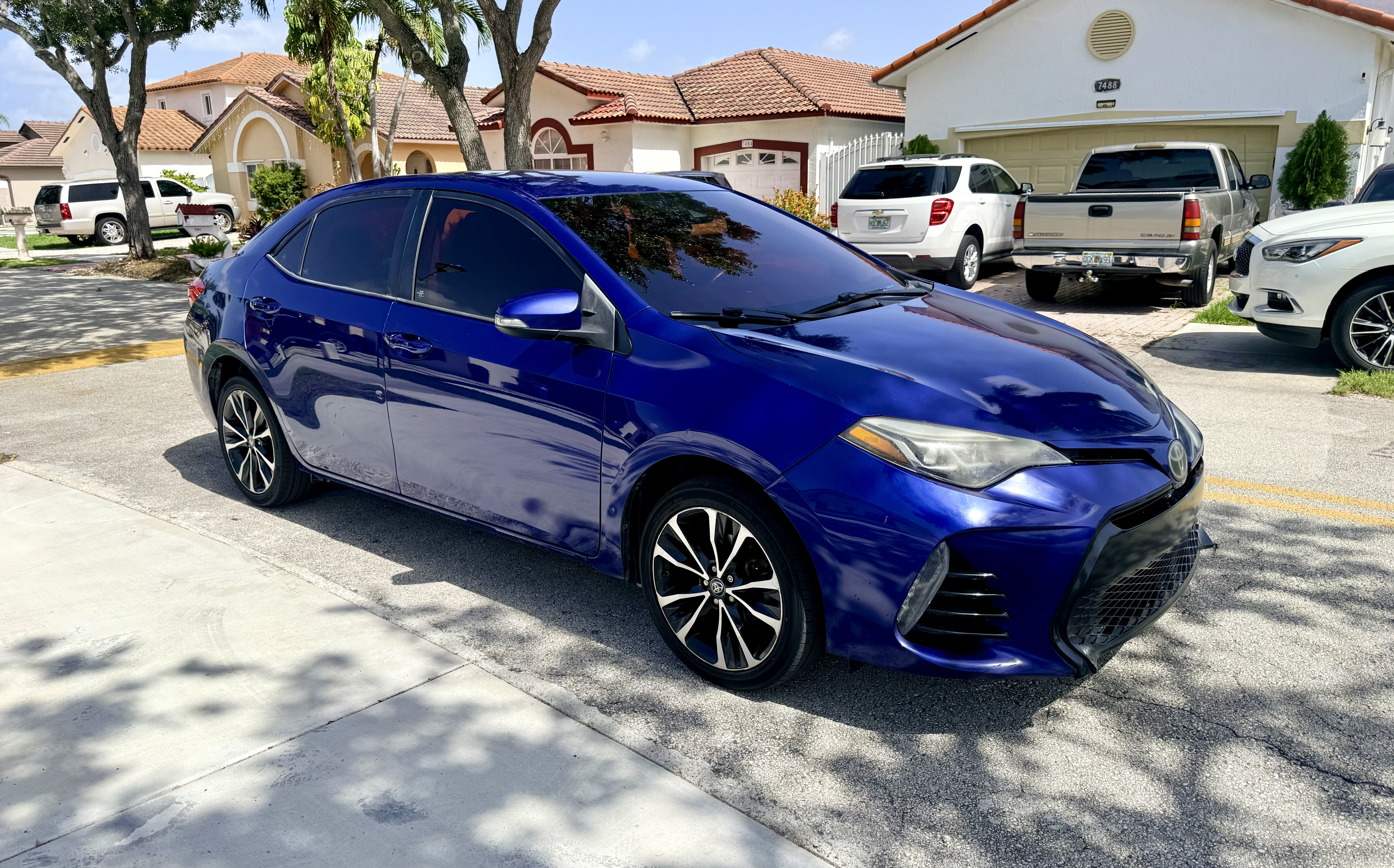 Used 2017 Toyota Corolla SE FWD image 5