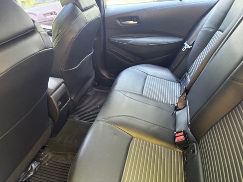 Used 2021 Toyota Corolla XSE FWD image 9