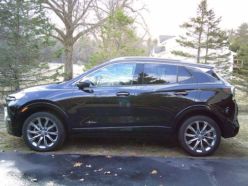 Used 2024 Buick Encore GX Avenir w/ Avenir Convenience Package image 1