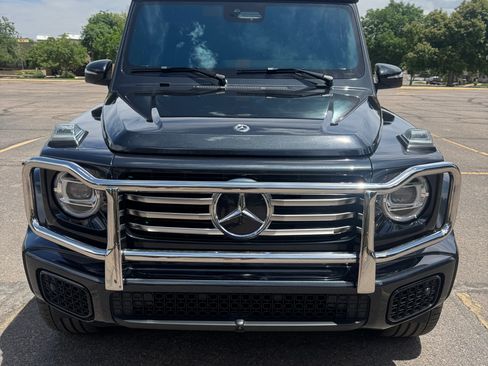 Used 2025 Mercedes-Benz G 550 image 2