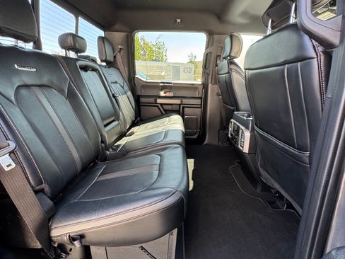 Used 2021 Ford F250 Platinum w/ FX4 Off-Road Package image 18