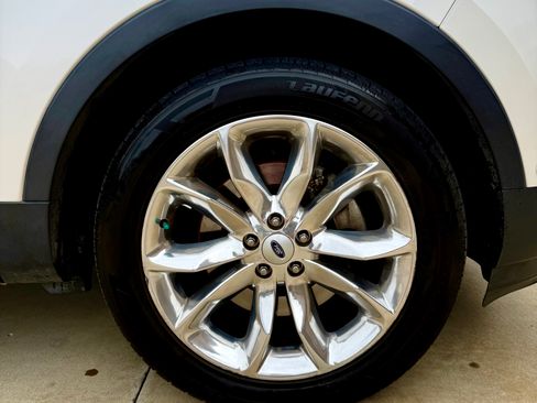 Used 2015 Ford Explorer Limited w/ Equipment Group 302A image 14