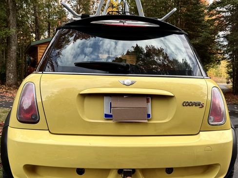 Used 2005 MINI Cooper S image 2