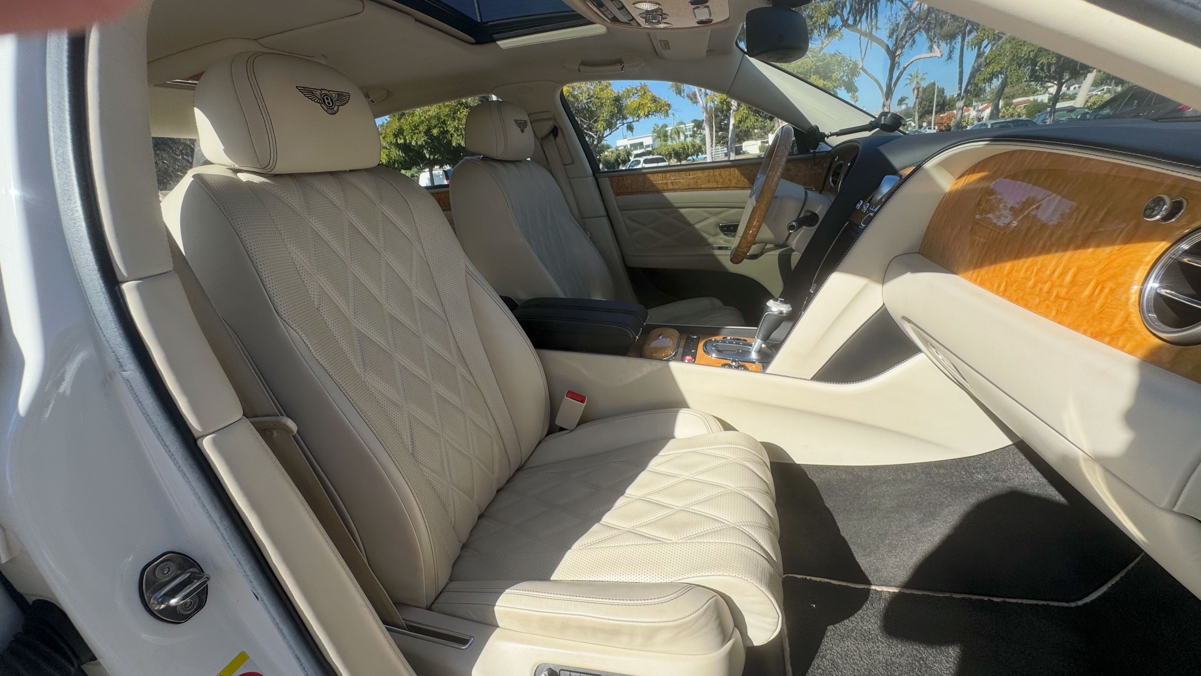 Used 2014 Bentley Flying Spur W12 AWD/4WD image 4