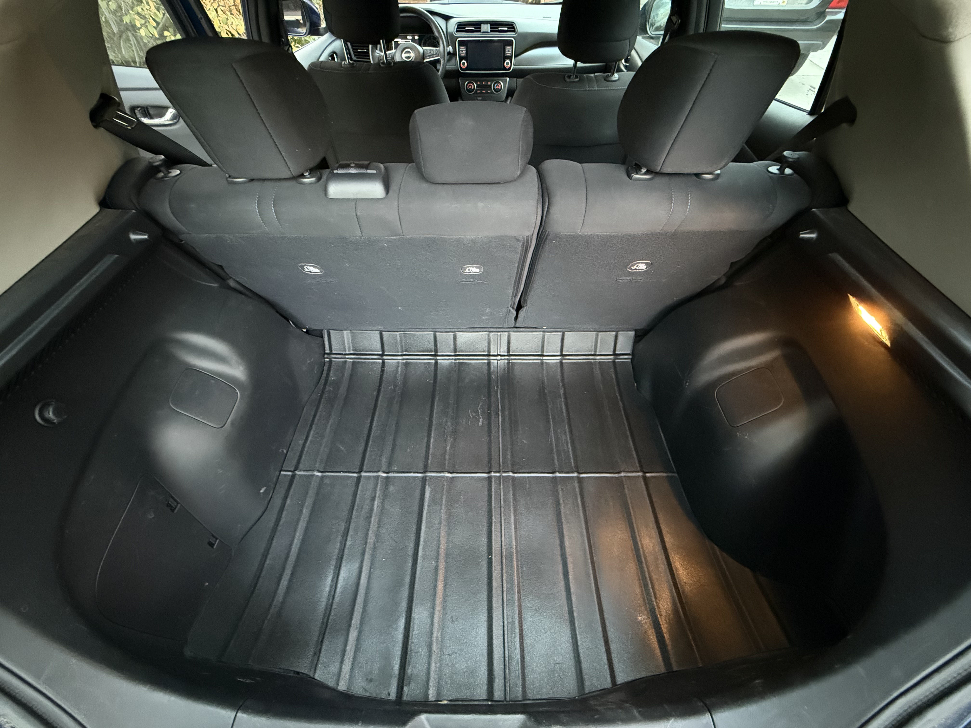 Used 2025 Nissan Leaf S FWD image 14